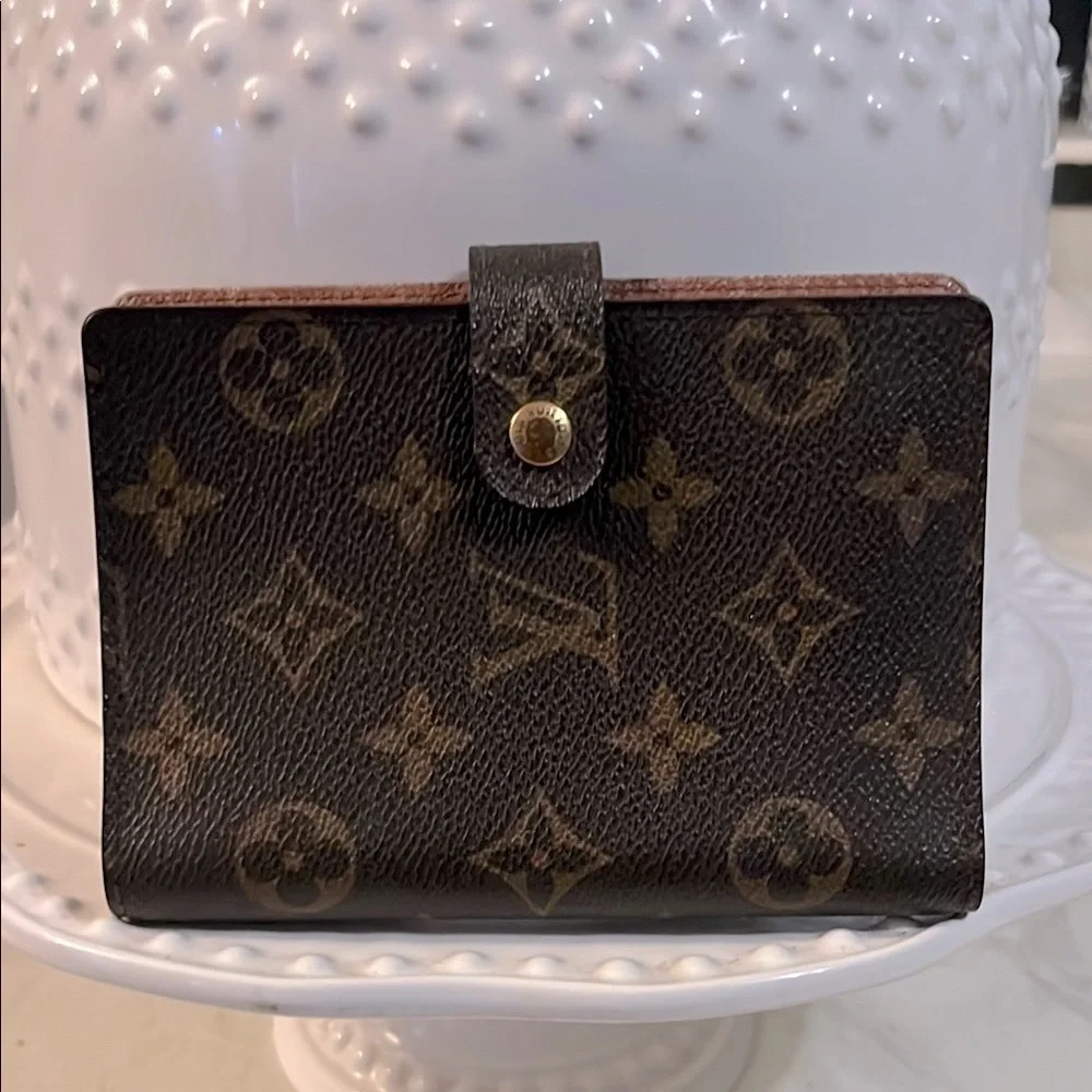 Louis Vuitton PM Agenda - Picture 1 of 10